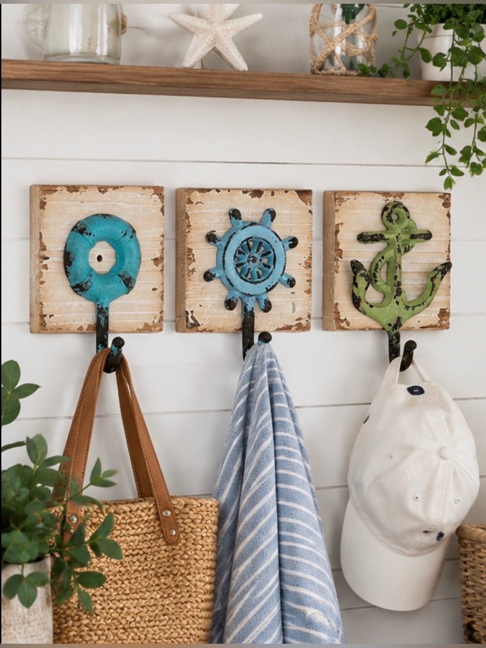 (NEW)  Set of 3 Iron Nautical Wall Hooks for the home , office / Wall decor